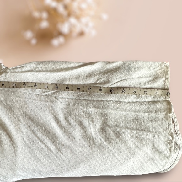 Croft & Barrow® Tiered Ivory Textured‎ Blouse Size PXL *NWT* - Picture 5 of 5